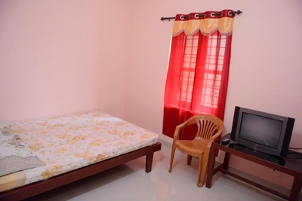 Chottanikara Ppg Tourist Home المظهر الخارجي الصورة