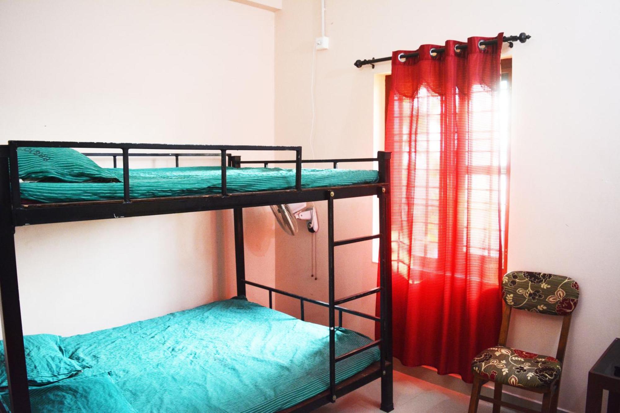 Chottanikara Ppg Tourist Home المظهر الخارجي الصورة